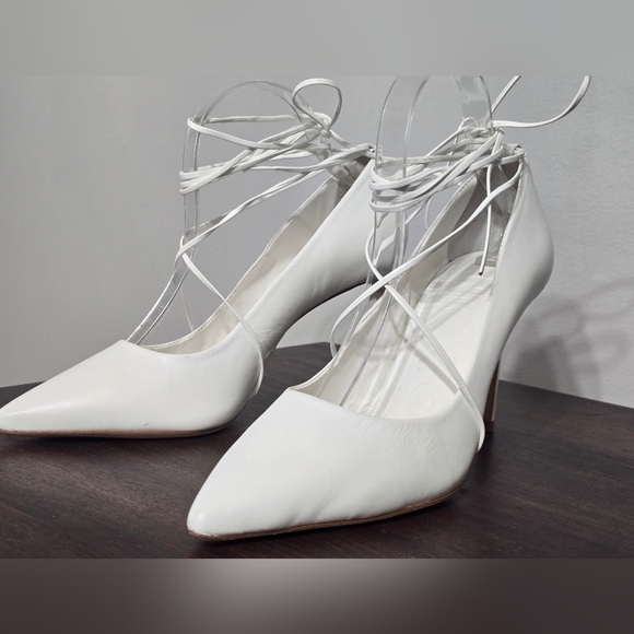 NWT Antonio Melani Lillian Ballet Strap Leather Stiletto Heels Women's Size 8.5M - Picture 5 of 15